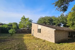 5643 Condon Ln, Houston, TX 77053 - Photo 15