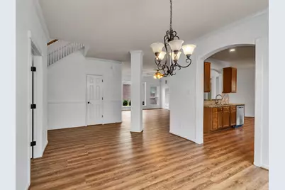 9915 Valance Way, Conroe, TX 77385 - Photo 3