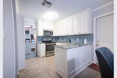 2117 Pecan Street, Dickinson, TX 77539 - Photo 9