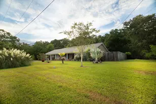 2117 Pecan St, Dickinson, TX 77539 - Photo 3