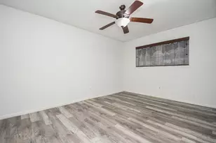 11915 N Hanworth Dr, Houston, TX 77031 - Photo 21