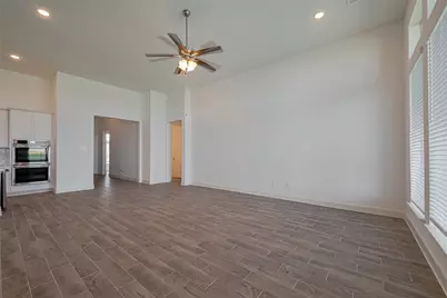 13415 Golden Isle Drive, Texas City, TX 77568 - Photo 9