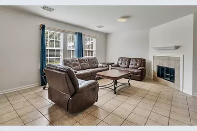 6902 Oleander Grove Way, Houston, TX 77049 - Photo 9