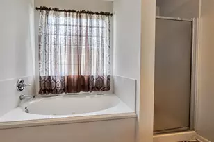 6902 Oleander Grove Way, Houston, TX 77049 - Photo 19