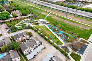 3900 Woodchase Dr, Houston, TX 77042 - Photo 15