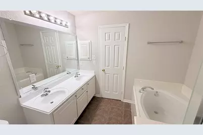 17747 Barton Point Lane, Richmond, TX 77407 - Photo 11