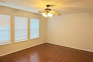 17747 Barton Point Ln, Richmond, TX 77407 - Photo 9