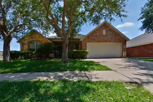 5705 Emerald Brook Ln, League City, TX 77573 - Photo 1