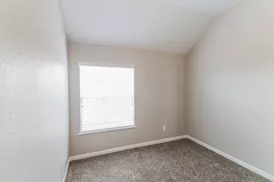 5705 Emerald Brook Ln, League City, TX 77573 - Photo 29