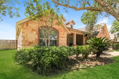 5705 Emerald Brook Lane, League City, TX 77573 - Photo 3