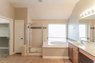 5705 Emerald Brook Ln, League City, TX 77573 - Photo 21