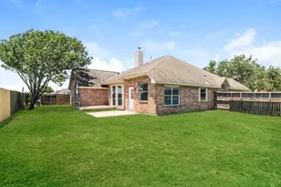5705 Emerald Brook Ln, League City, TX 77573 - Photo 33