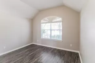 5705 Emerald Brook Ln, League City, TX 77573 - Photo 15