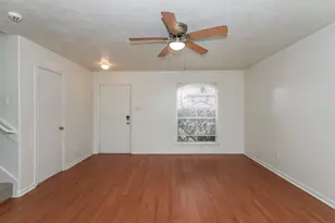 8735 Texas Acorn Ave, Houston, TX 77078 - Photo 7