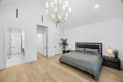 209 W 10th 1/2 Street, Houston, TX 77008 - Photo 13