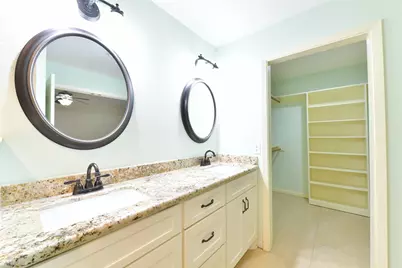 508 E Castle Harbour Drive, Friendswood, TX 77546 - Photo 19