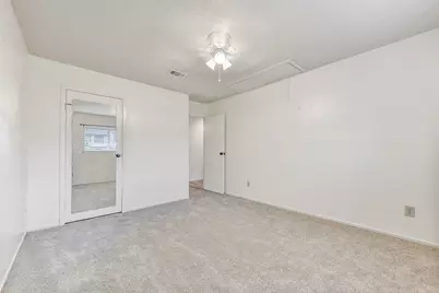 508 E Castle Harbour Drive, Friendswood, TX 77546 - Photo 23
