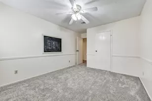 508 E Castle Harbour Dr, Friendswood, TX 77546 - Photo 25