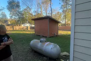 397 County Rd 379, Cleveland, TX 77328 - Photo 7