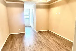 1049 W 22nd St, Houston, TX 77008 - Photo 13