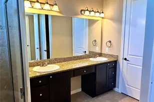 1049 W 22nd St, Houston, TX 77008 - Photo 19