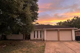 11511 Ensbrook Dr, Houston, TX 77099 - Photo 1