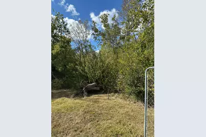 21 Taylor Court, Houston, TX 77020 - Photo 5