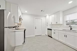 6731 London St, Houston, TX 77021 - Photo 5