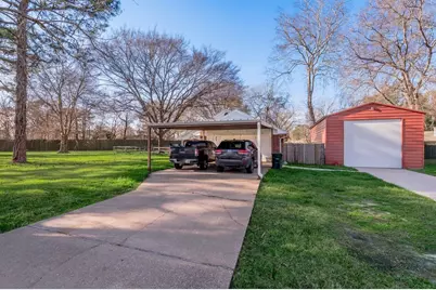 2203 Shannon Drive, Huntsville, TX 77320 - Photo 37