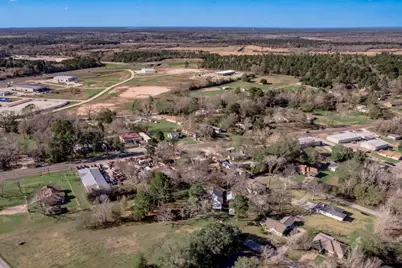 2203 Shannon Drive, Huntsville, TX 77320 - Photo 45