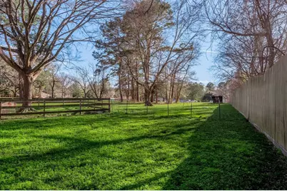 2203 Shannon Drive, Huntsville, TX 77320 - Photo 27