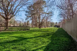 2203 Shannon Dr, Huntsville, TX 77320 - Photo 27