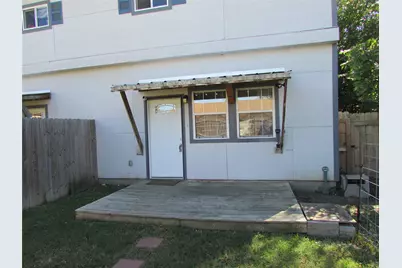 201 A&b W Mink St, Willis, TX 77378 - Photo 17