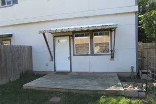 201 A&b W Mink St, Willis, TX 77378 - Photo 17