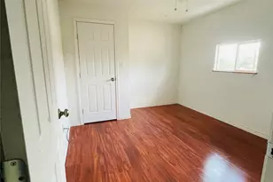 201 A&b W Mink St, Willis, TX 77378 - Photo 13