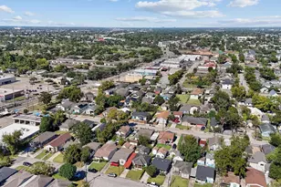 1227 Common Park Dr, Houston, TX 77009 - Photo 23