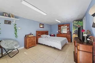 1227 Common Park Dr, Houston, TX 77009 - Photo 17