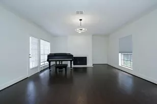 8006 Albin Ln, Houston, TX 77071 - Photo 7