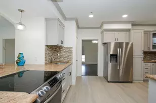 8006 Albin Ln, Houston, TX 77071 - Photo 21