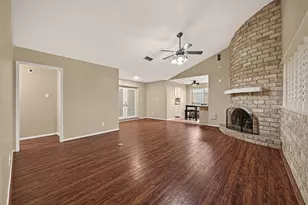 9854 Sagebark Dr, Houston, TX 77089 - Photo 11