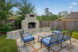 6015 Henry Hamlet Dr, Conroe, TX 77304 - Photo 35