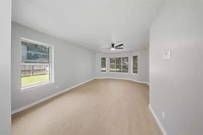 13903 Charlynn Oaks Dr, Houston, TX 77070 - Photo 17