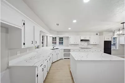 13903 Charlynn Oaks Dr, Houston, TX 77070 - Photo 11