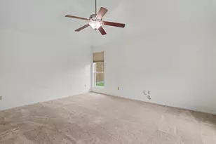 2004 Aberdeen Dr, League City, TX 77573 - Photo 13