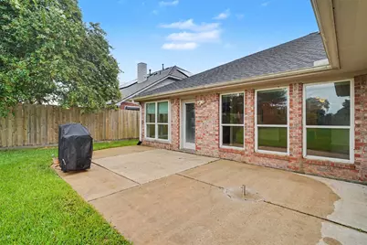 2004 Aberdeen Drive, League City, TX 77573 - Photo 27