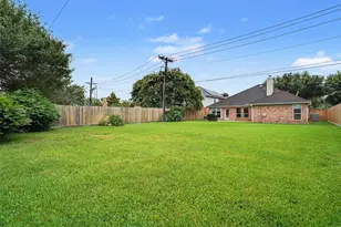 2004 Aberdeen Dr, League City, TX 77573 - Photo 29