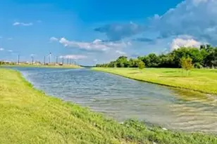 1050 Blue Stone Dr, Beasley, TX 77417 - Photo 7