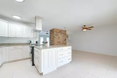 17414 N Yorkglen Drive, Houston, TX 77084 - Photo 9