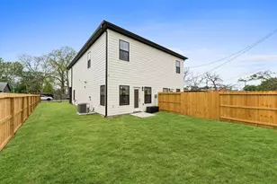 6904 Covington Dr, Houston, TX 77091 - Photo 29