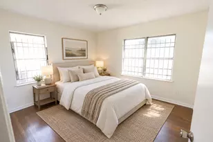 5631 Westover St, Houston, TX 77033 - Photo 11